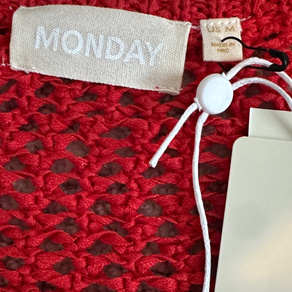 MONDAY Open Knit Red crochet cover up - Picture 4 of 4